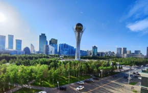 36 3х комн кв на 1-8 человек с ШИКАРНЫМ видом на Байтерек